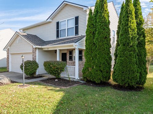 477 Woodstream Dr, Greenfield, IN, 46140-7547 | Card Image