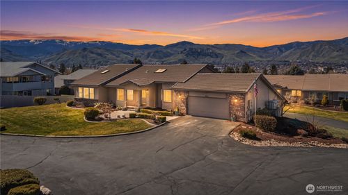 401-1380 Eastmont Ave, East Wenatchee, WA, 98802-4286 | Card Image