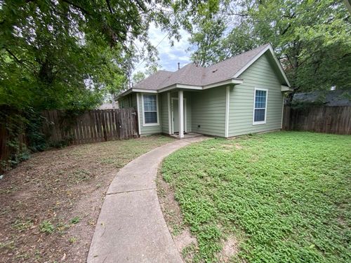 b-504 W North Loop Blvd, Austin, TX, 78751-1926 | Card Image