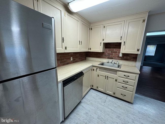 421 Moore St, House other with 3 bedrooms, 2 bathrooms and null parking in HUNTINGDON PA | Image 8