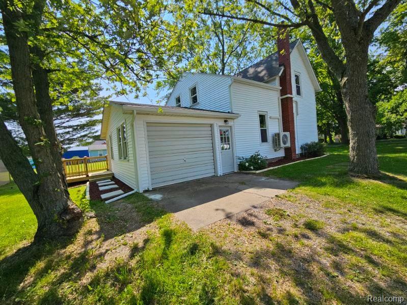 Residential in Harbor Beach 4