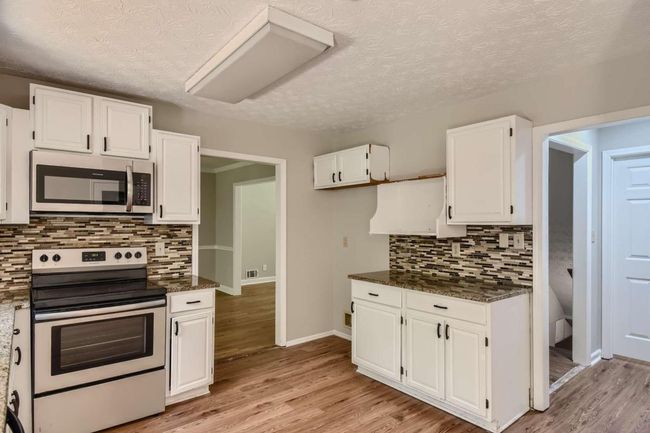 30 Woodbrook Ct, House other with 6 bedrooms, 4 bathrooms and null parking in Mcdonough GA | Image 13