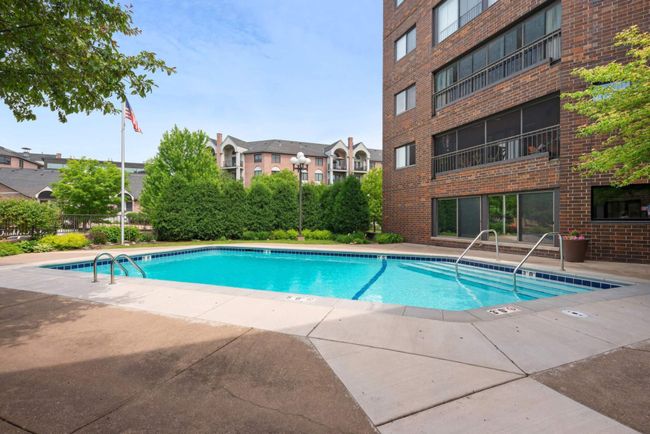 Private pool for relaxing or entertaining | Image 36