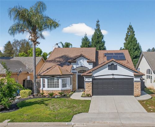 10291 N Whitney, Fresno, CA, 93730 | Card Image