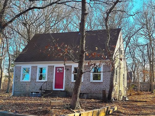 14 S Yarmouth Rd, Dennis, MA, 02638-2432 | Card Image