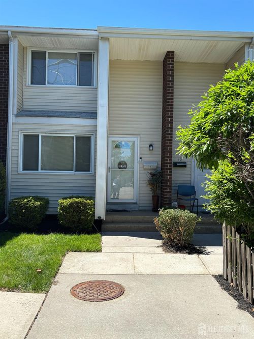 s-9 Quincy Cir, Dayton, NJ, 08810 | Card Image