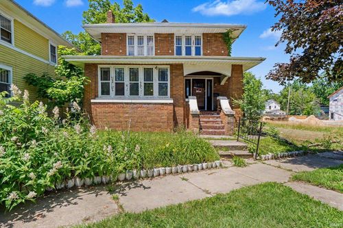 501 Blaine Ave, South Bend, IN, 46616-1025 | Card Image