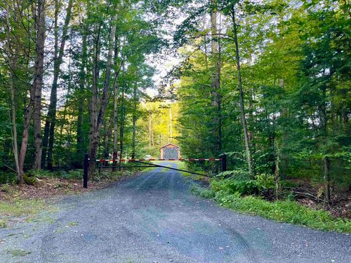 90 Hidden Spring Ln, Wells, VT, 05774-9805 | Card Image