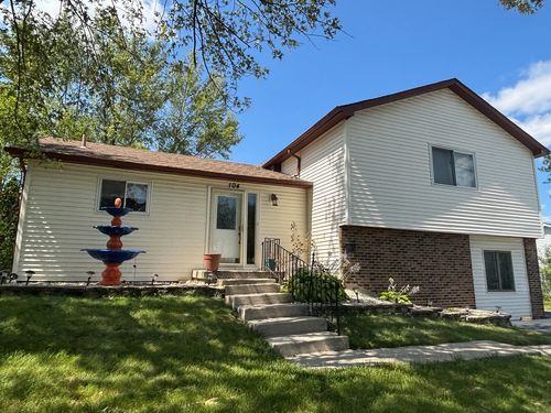 104 Pheasant Rd, Matteson, IL, 60443-1023 | Card Image