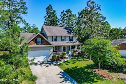 8 Danville Ln, Pinehurst, NC, 28374-8076 | Card Image