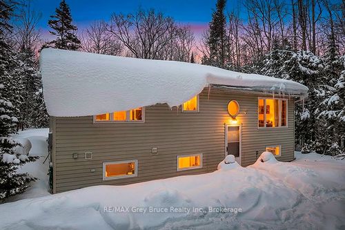 175 Warner Bay Rd, Tobermory, ON, N0H2R0 | Card Image