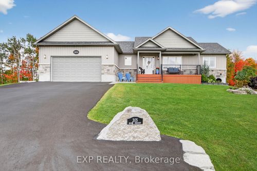 305 Moore Cres, Kemptville, ON, K0G1J0 | Card Image