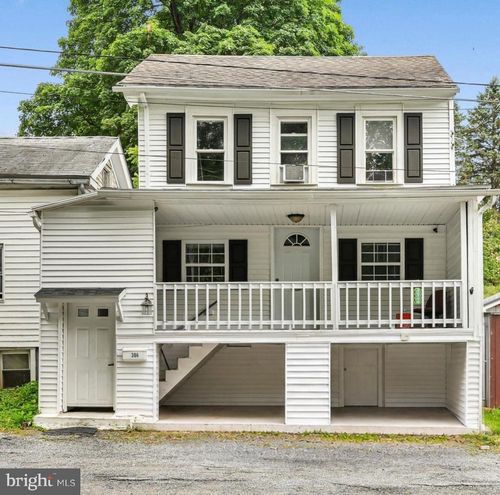 306 E Elm St, Tamaqua, PA, 18252-1519 | Card Image