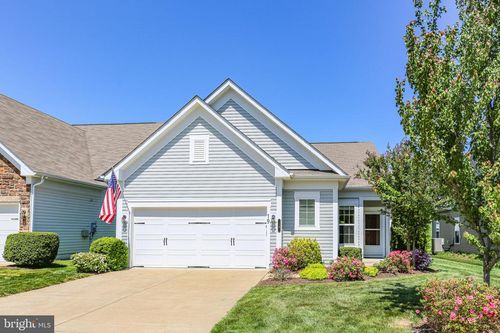 19 Point Bluff St, FREDERICKSBURG, VA, 22406-5468 | Card Image