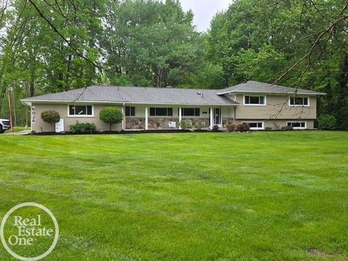 6026 Via Toscana Street, Troy, MI, 48085 | Card Image