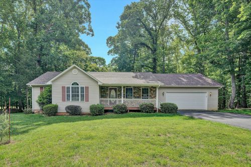 410 Middle Valley Rd, Hardy, VA, 24101-4106 | Card Image