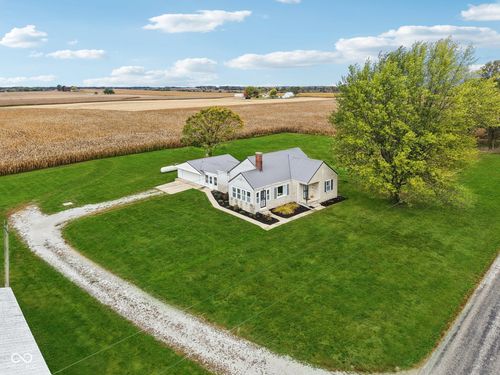 7798 S County Road 950 E, Cloverdale, IN, 46120-8900 | Card Image