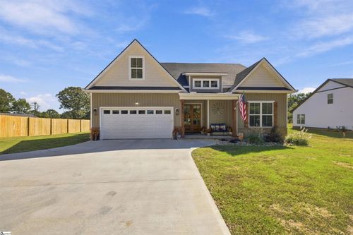 6838 Midway Rd, williamston, SC, 29697-9730 | Card Image
