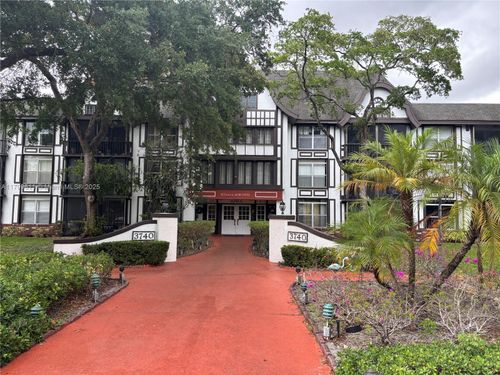 apt-2s-3740 Inverrary Dr, Lauderhill, FL, 33319-5153 | Card Image