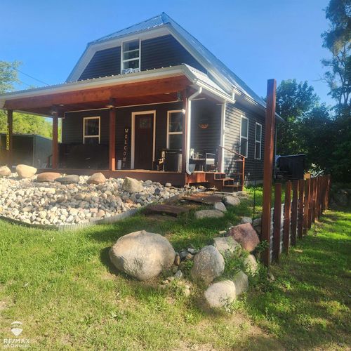 225 Center St, Six Lakes, MI, 48886 | Card Image