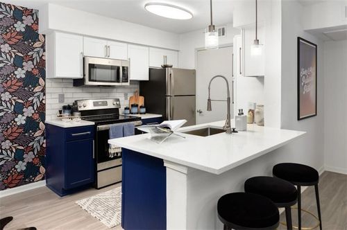 81-310-6873 Peachtree Dunwoody Rd, Atlanta, GA, 30328-1610 | Card Image