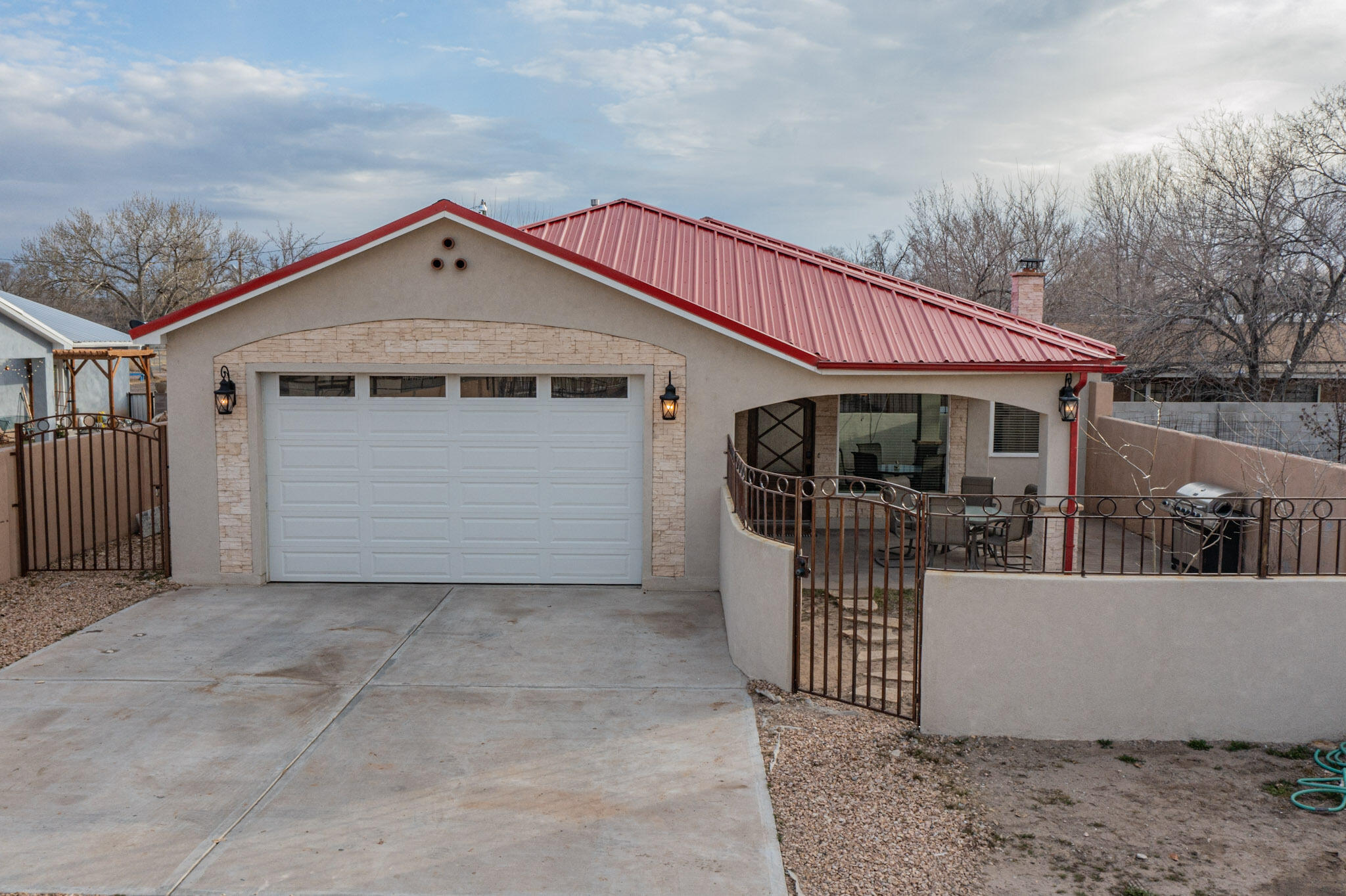Arenal Rd, Albuquerque, NM 87105