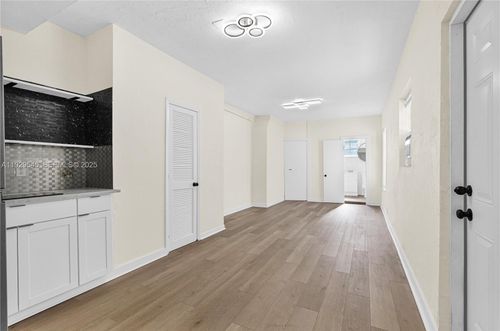 2-47 Nw 49th St, Miami, FL, 33127-2106 | Card Image