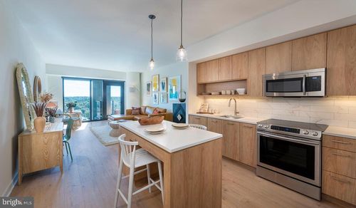1b-e-1415-4710 Elm Street, BETHESDA, MD, 20814 | Card Image