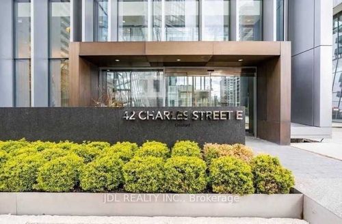 4203-42 Charles St E, Toronto, ON, M4Y0B7 | Card Image
