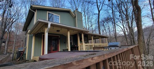 445 Allison Dr, Maggie Valley, NC, 28751-8869 | Card Image
