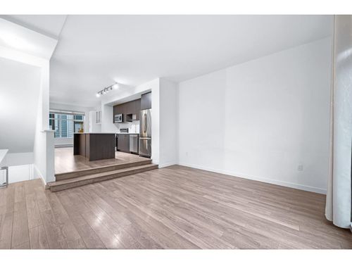 165-8168 A St, Surrey, BC, V4N6Y1 | Card Image