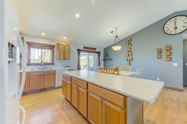 12-web-or-mls-12 Kitchen.jpg | Image 12