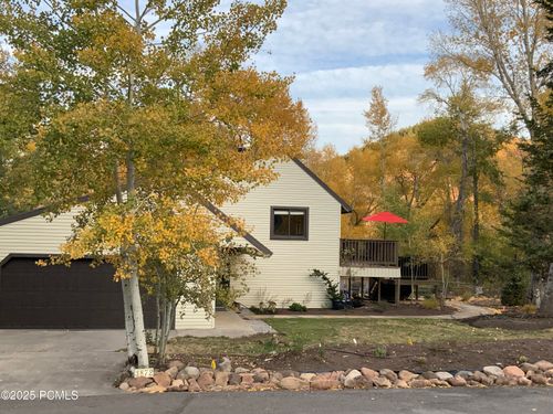3872 Village Rim Rd, Park City, UT, 84098-6516 | Card Image