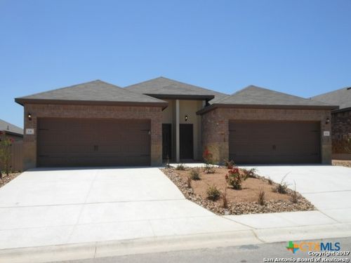 131 Joanne Cv, New Braunfels, TX, 78130-5071 | Card Image