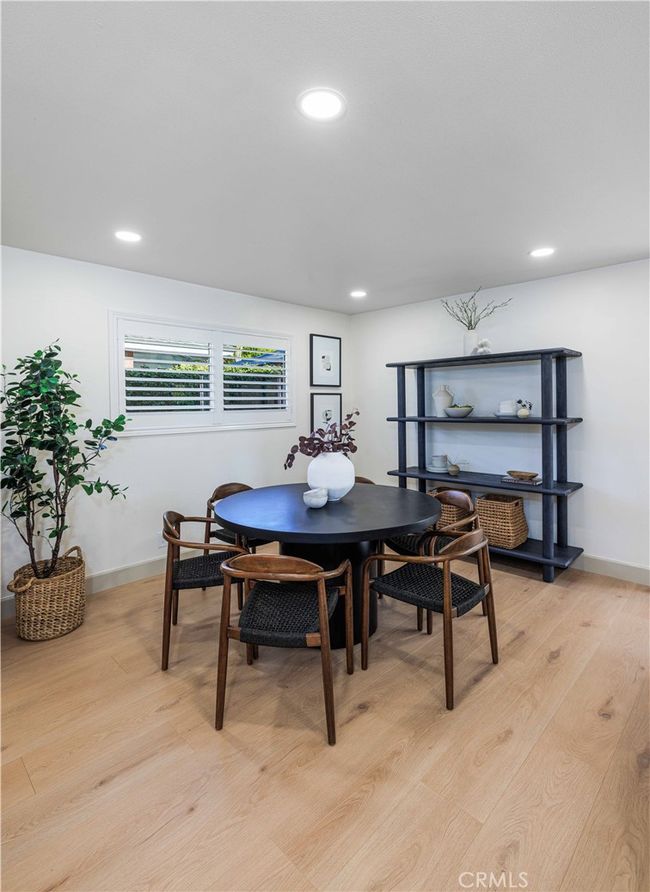 9792 La Arena Cir, House other with 3 bedrooms, 3 bathrooms and 2 parking in Fountain Valley CA | Image 10