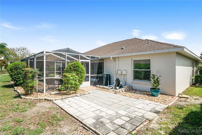 4542 N Serene Pt, House other with 3 bedrooms, 2 bathrooms and 2 parking in Hernando FL | Image 6