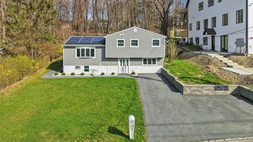 15 Duelk Ave, Monroe, NY, 10950-2020 | Card Image
