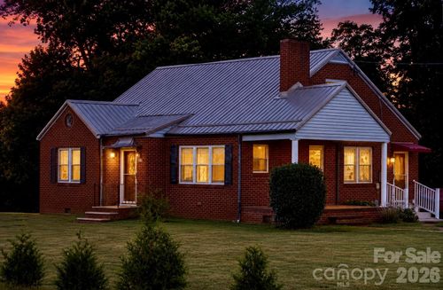 1532 Orchard Drive, Lenoir, NC, 28645 | Card Image