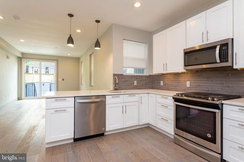 apt-1a-1533 N 33rd St, PHILADELPHIA, PA, 19121-3835 | Card Image