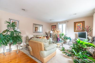 208 Hazelhurst Avenue, House other with 2 bedrooms, 1 bathrooms and null parking in Ewing NJ | Image 3