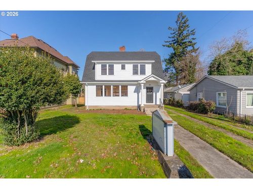 1607 State St, Salem, OR, 97301-4258 | Card Image