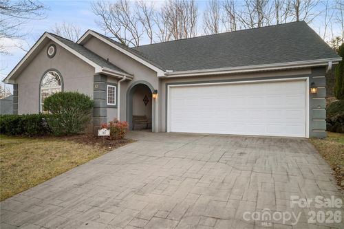 13 Stonebridge Dr, Asheville, NC, 28805-1462 | Card Image