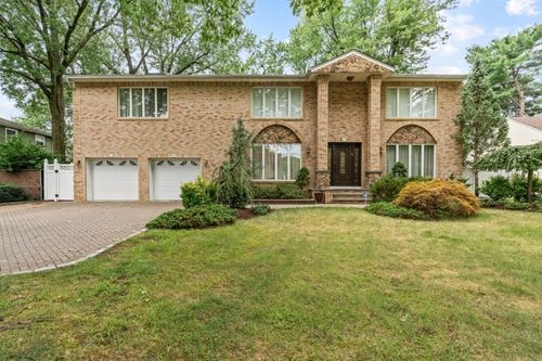 68 Alden Rd, Paramus, NJ, 07652-3731 | Card Image