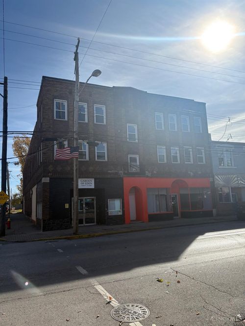 6018 Vine St, Elmwood Place, OH, 45216-2108 | Card Image