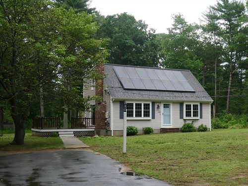 132 S. Main Sr, Carver, MA, 02330 | Card Image