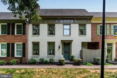 19 Kensington Sq, MECHANICSBURG, PA, 17050-2365 | Card Image