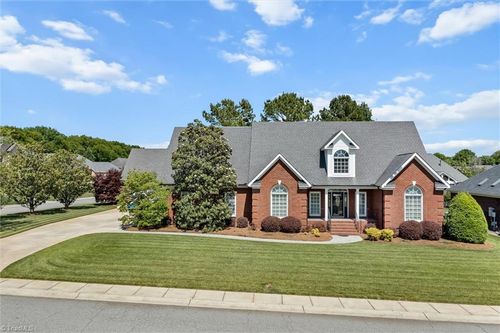 726 Tom Morris Ln Sw, Concord, NC, 28027-0431 | Card Image