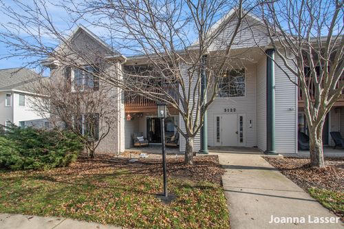 1-3122 W Crystal Waters Dr, Holland, MI, 49424-7233 | Card Image
