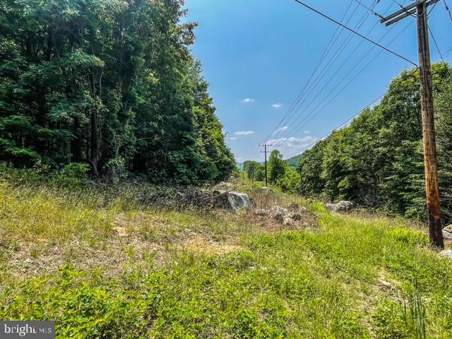 Land in WESTERNPORT 3
