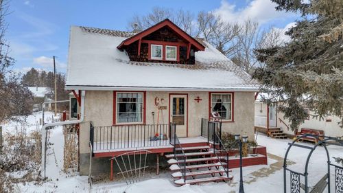 {{alt}} | Card Image